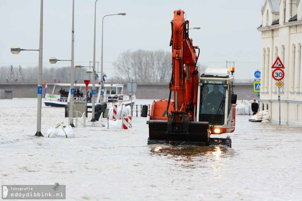 2011-01-15 Hoog water, Deventer 011